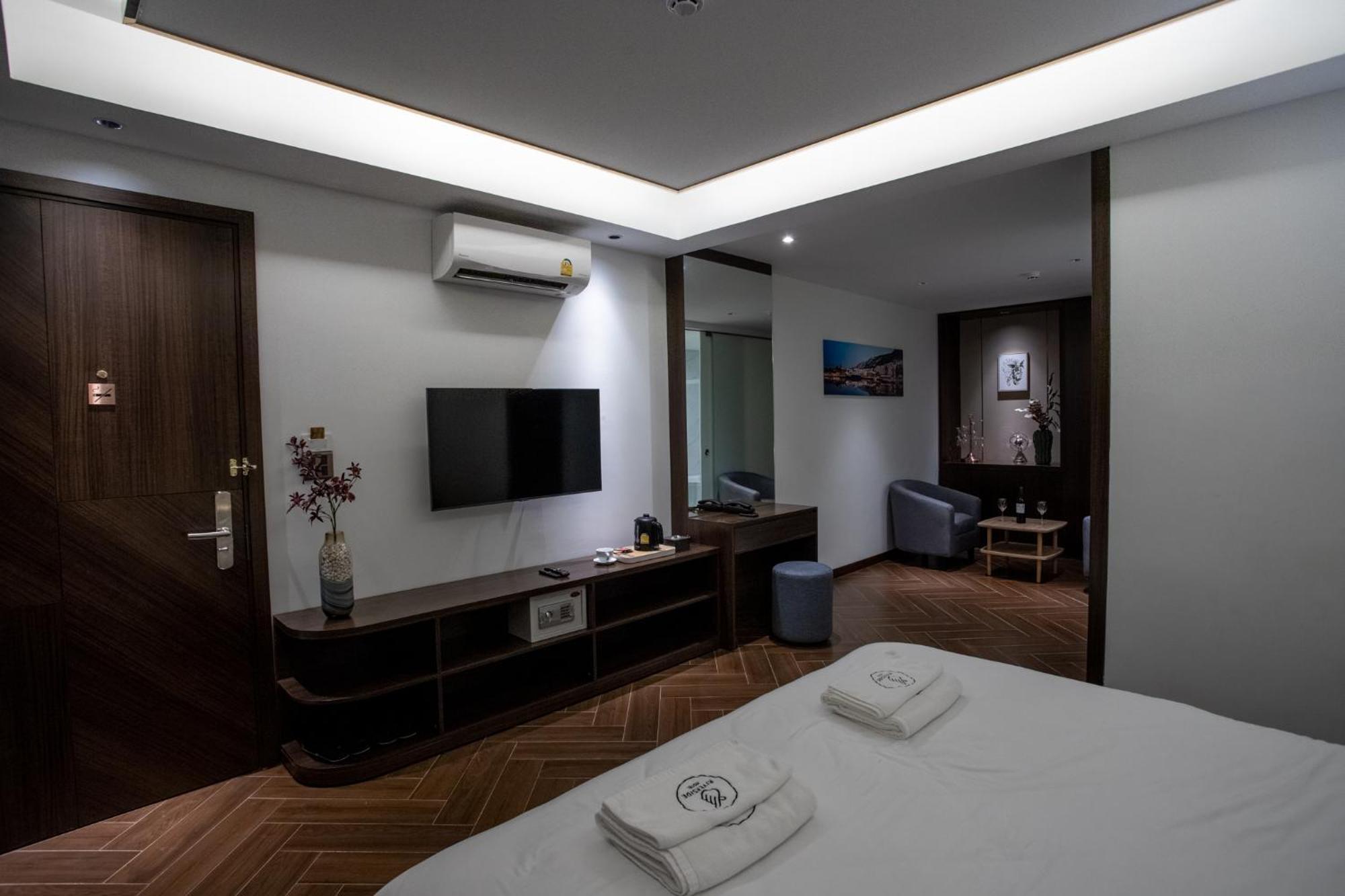 Riverside Hotel Vientiane Bagian luar foto