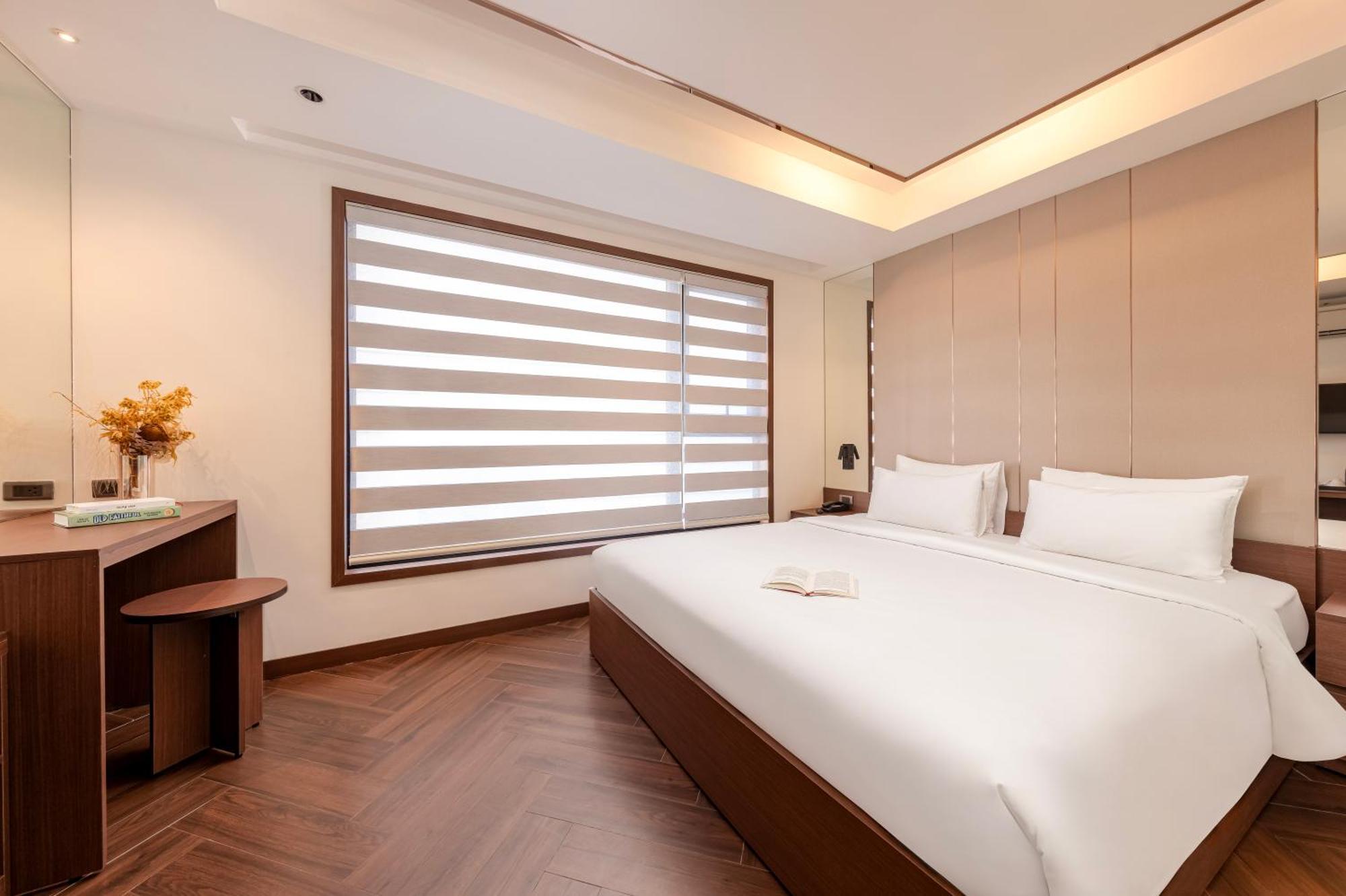 Riverside Hotel Vientiane Bagian luar foto