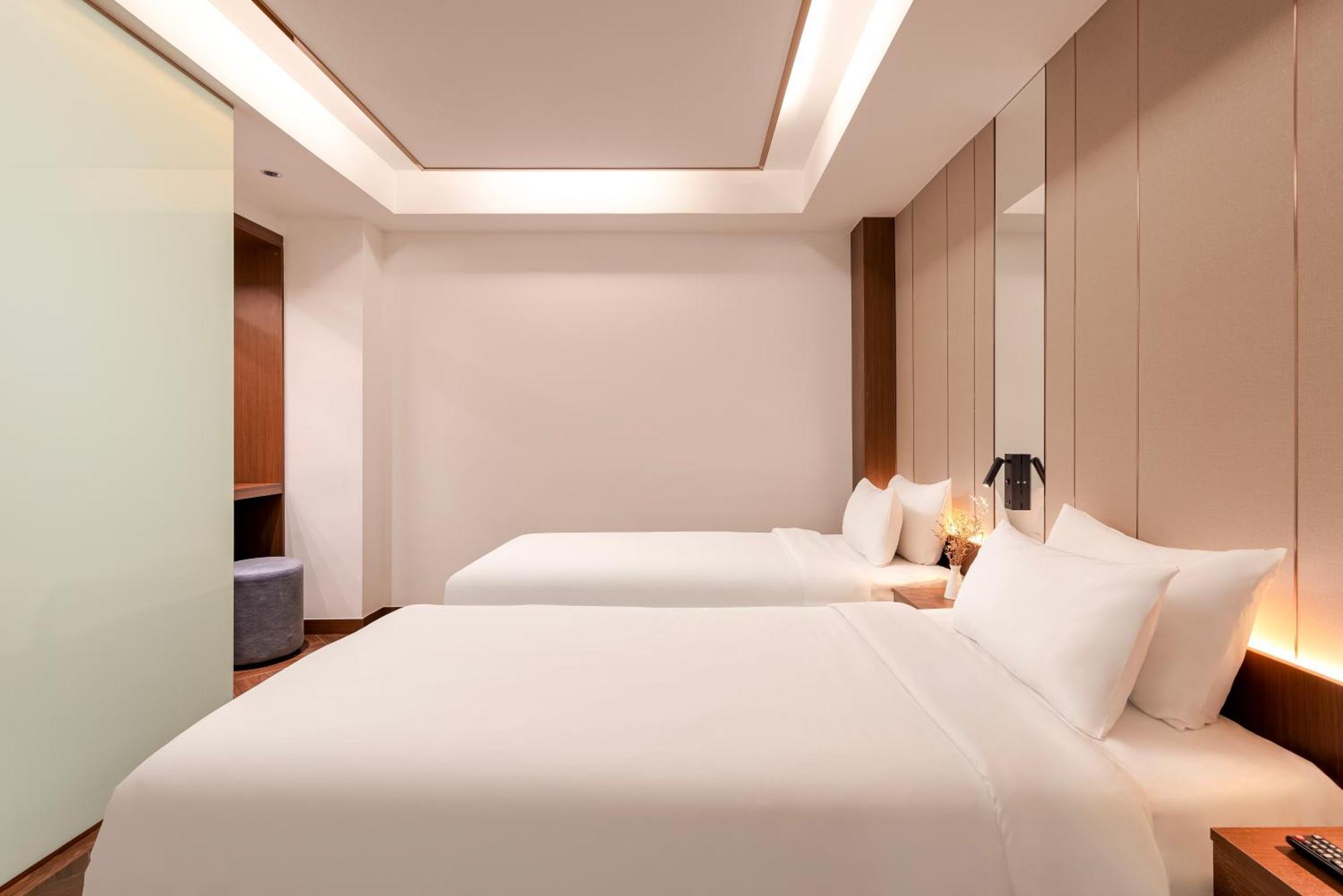 Riverside Hotel Vientiane Bagian luar foto