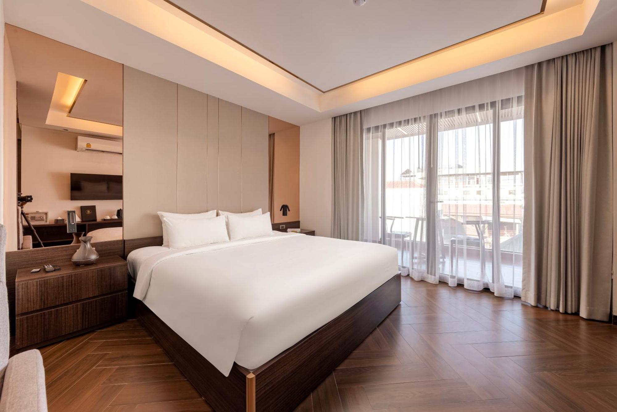 Riverside Hotel Vientiane Bagian luar foto