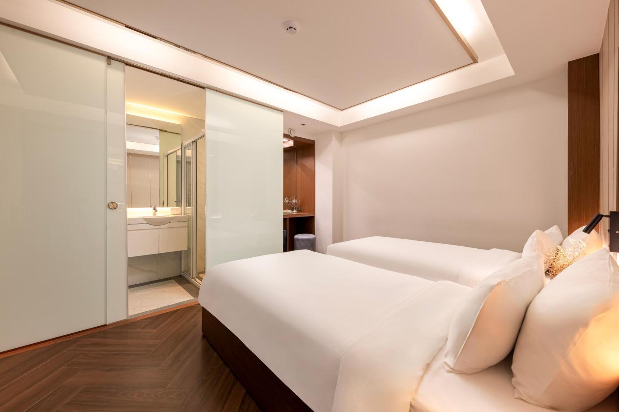 Riverside Hotel Vientiane Bagian luar foto